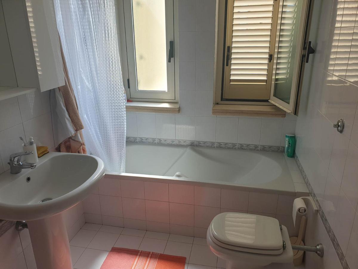 Casa Vacanze Umberto I Bova Marina Buitenkant foto
