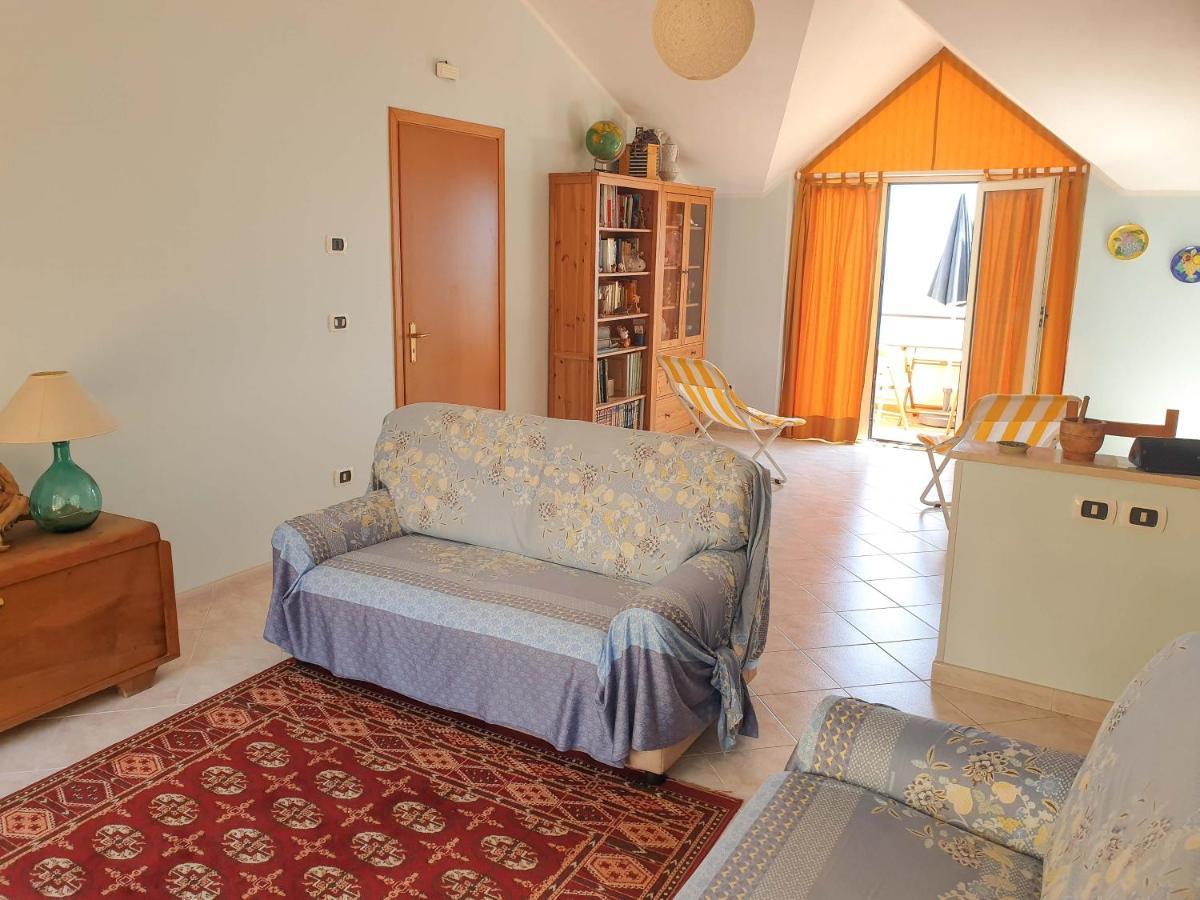 Casa Vacanze Umberto I Bova Marina Buitenkant foto