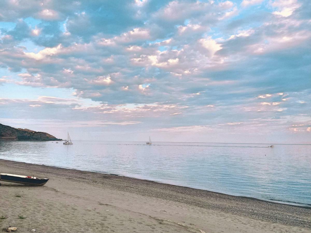 Casa Vacanze Umberto I Bova Marina Buitenkant foto